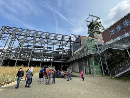 Bild zeigt eine Aufnahme vom Bergwerk Reden und den Wassergärten